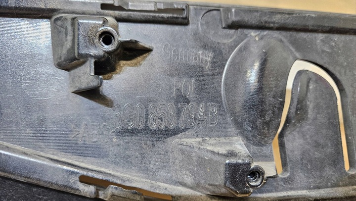 фото №7, Решітка права перед бампера vw passat b8 3g 3g0853379ab gte