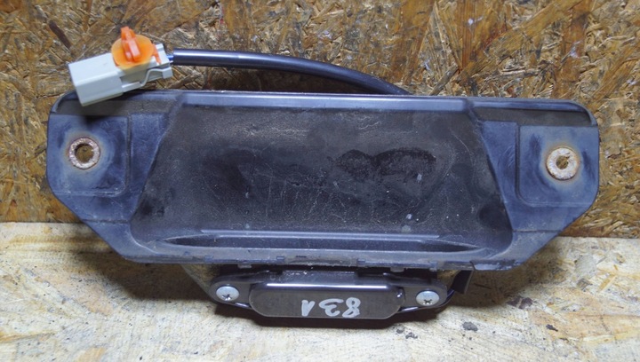 фото №8, Honda cr-v iii микровыключатель ручка задняя багажника 831