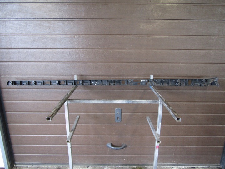 фото №1, Планка пороговая левая tesla x 1046690-00-b ползун