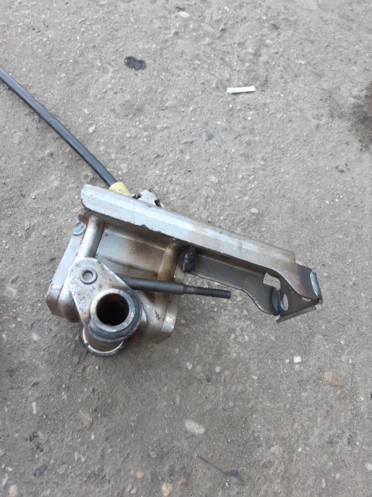 фото №7, Audi q7 4l педаль ручник  тормоза стояночного ручного 7l0721797j
