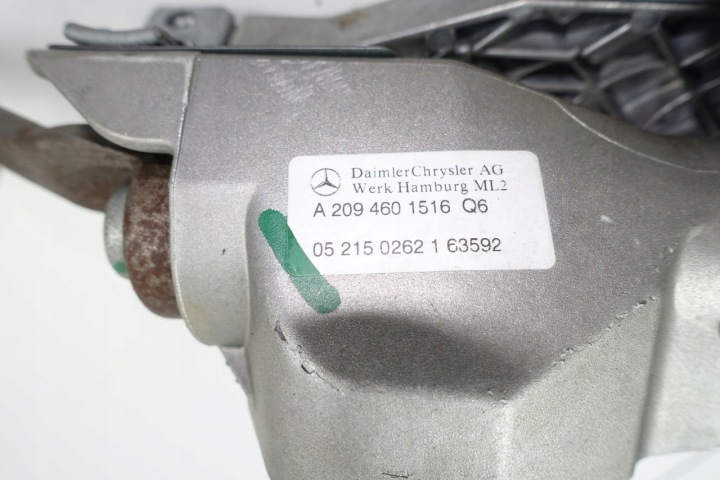 фото №5, Mercedes w203 c-klasa рульова колонка q6 хрестовина 2094601516 w209 clk