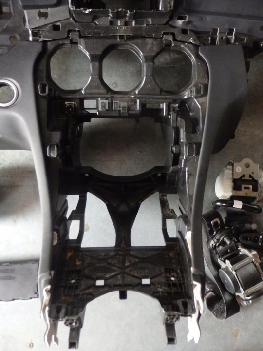 фото №6, Панель консоль подушка безпеки ремені mercedes w205 c-klasa 2014- автомат