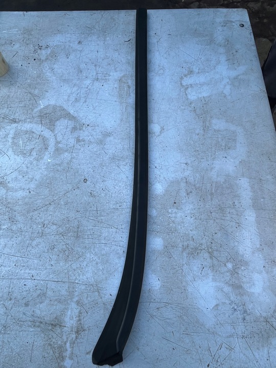 фото №1, Планка стёкла передний лобовой левая peugeot 308 i t7 9680623780