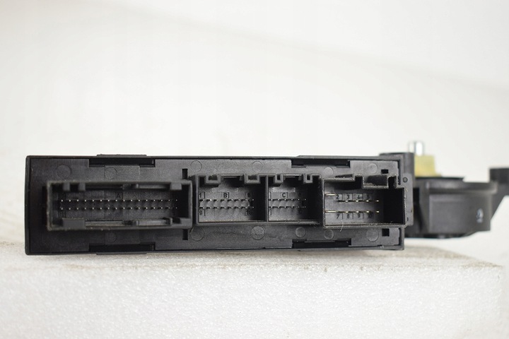 фото №6, Моторчик стёкла audi a4 b7 cabrio 8h2959802d