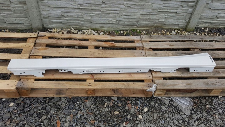 фото №5, Bmw f21 накладка пороговая левая a300 альпийский белый