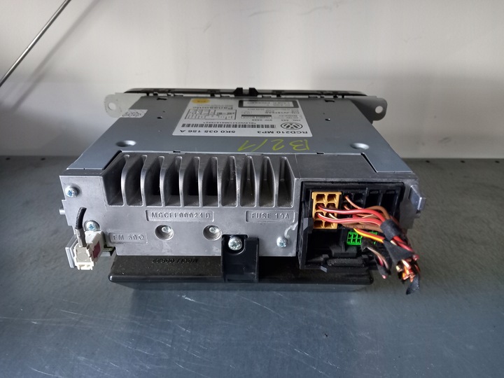 фото №3, Volkswagen touran golf радио cd 5k0035156a