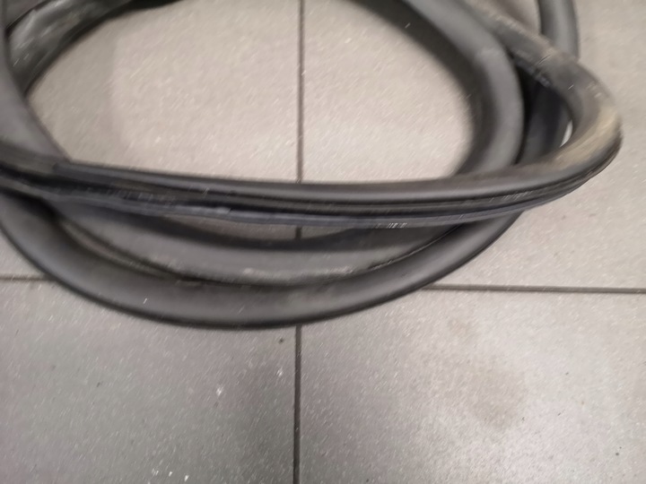 фото №5, Прокладка двері лівий зад audi a4 b6 8e5833721b