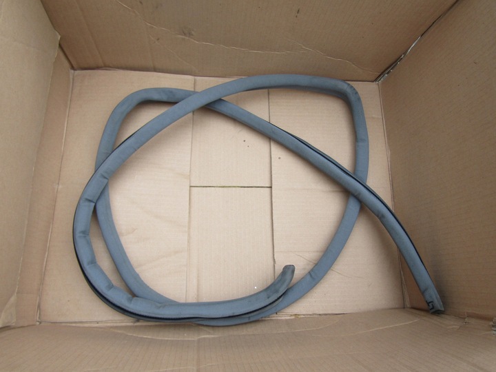 фото №1, Mercedes w140 материалов левая задняя прокладка кузовная na дверь левая зад