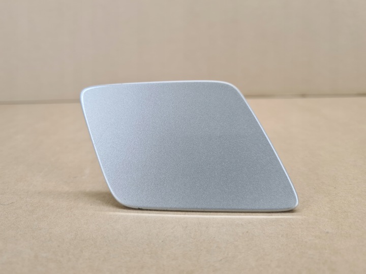 фото №1, Права заглушка склоомивача бампера xc90 kolor719