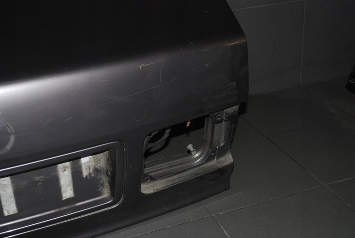 фото №5, Крышка багажника audi a8 d2 коричневая голый