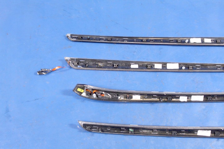 фото №11, Планка обивка дверь mercedes w221 длинный комплект