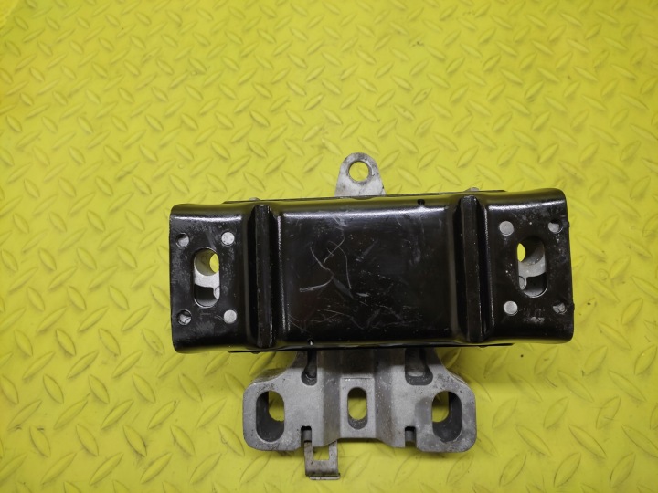 фото №6, Seat leon i 1.4 16v кронштейн коробки кпп / коробка передач 1j0199555c