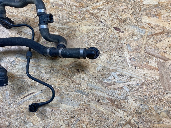 фото №8, Шланг труба шланг води mercedes w205 w253 w213 a2055015600