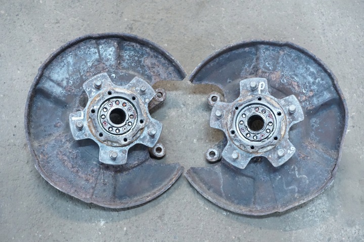 фото №1, Vitara ступиця поворотна опора права 2,0 16v 96r eu