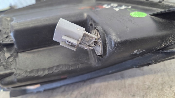 фото №9, Hyundai i20 рестайлинг 12- галоген противотуманный левый европа