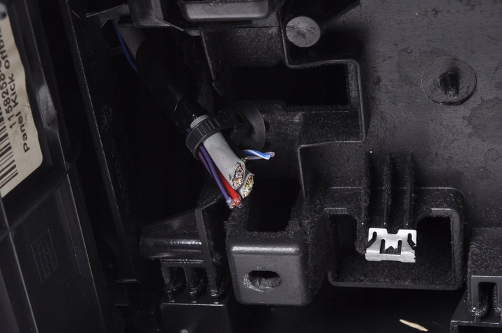 фото №5, Volvo v70 iii туннель средний подлокотник