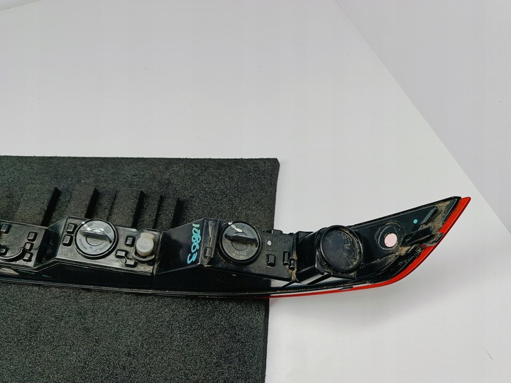 фото №13, Audi q5 ii рестайлінг 17- лампа права задня бампера заднього ходу 80a945069b