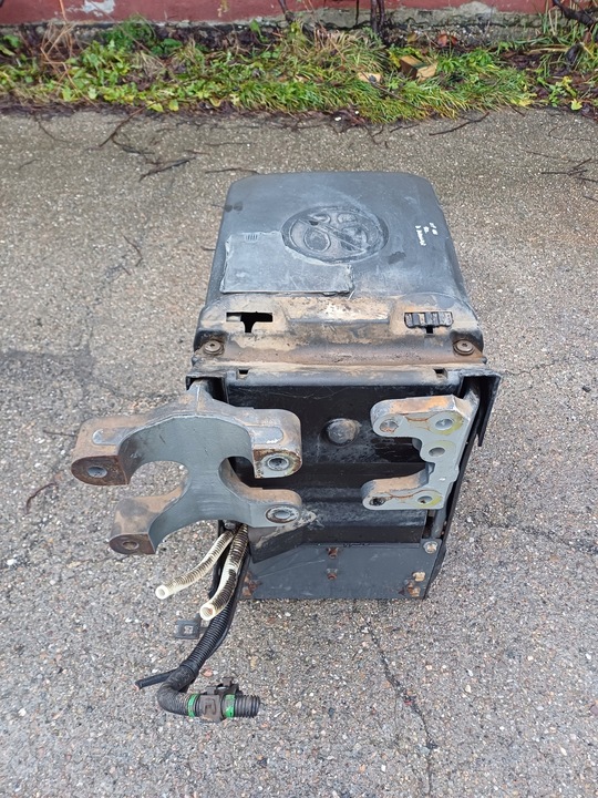 фото №2, Корпус коробка акумуляторів вузька вертикальна daf xf cf 106 мега