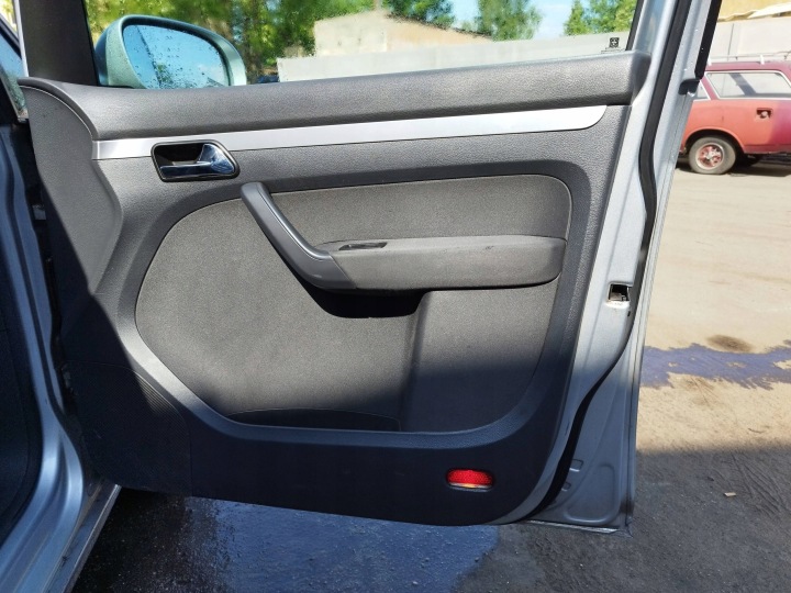 фото №10, Сиденья диван обшивки комплект vw touran i