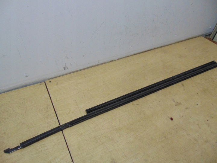 фото №11, Планка накладка лівий перед audi a5 купе 2011r 8t0853283c