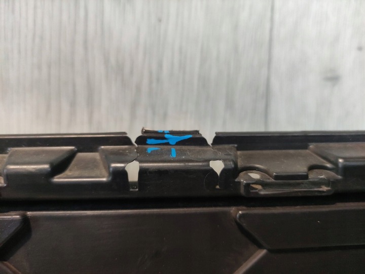 фото №16, Vw up рестайлинг 1s0 решётка w бампер перед 1s0853677f