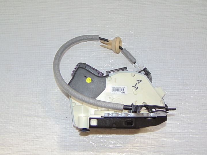 фото №1, Vw passat b8 замок дверь правые зад 5e0839016a