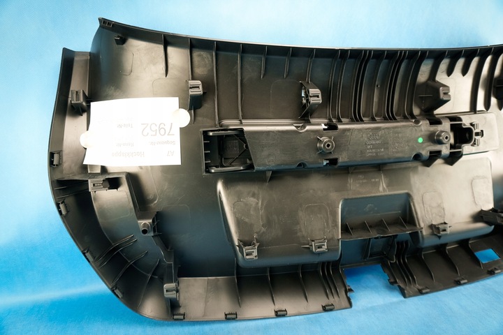 фото №7, Обивка крышки багажника audi a7 s7 rs7 4g8 4g8867979a