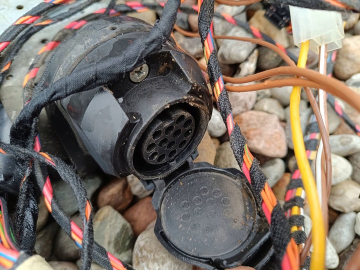 фото №5, Hak буксировочный вестфалия оригинальный vw passat b6 3c 2005-2010 универсал