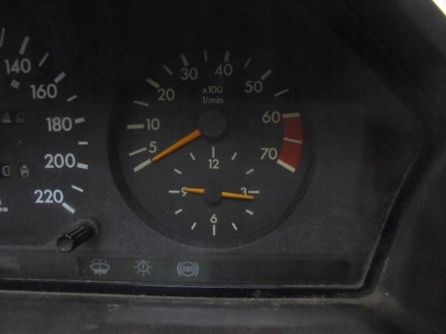 фото №10, Mercedes e w124 панель приборов 2,0b k-870 1245435324 1245420966
