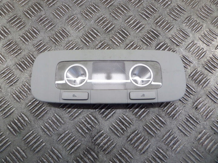 фото №1, Vw golf vilampka освещение кабины 3c0947291e