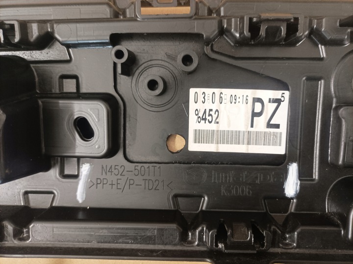 фото №9, Mazda mx5 решітка бампера n452-501t1