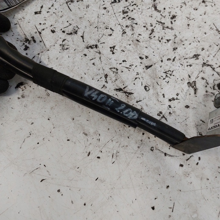 фото №12, Volvo v40 ii 2,0d клемма минусовая шланг 31376092 30659899