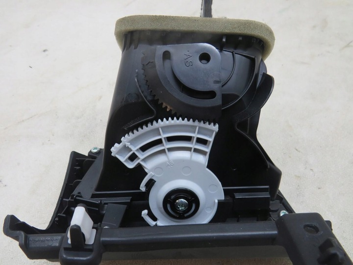 фото №5, Решітка повітропровід середня права crv iv 2.0 b e827-5131-500