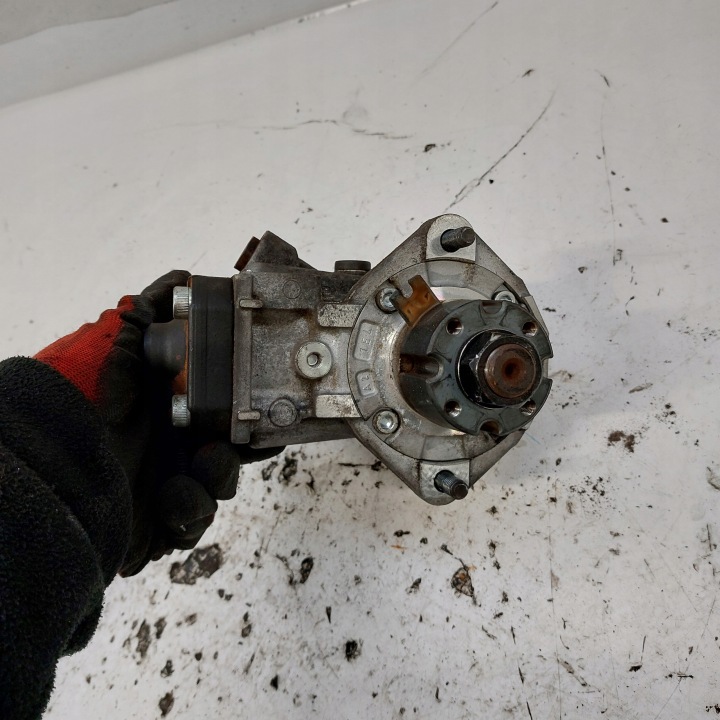 фото №6, Volvo v40 ii 2,0d d4204t14 насос паливна рейка  31432135 vea13-2360020-aab