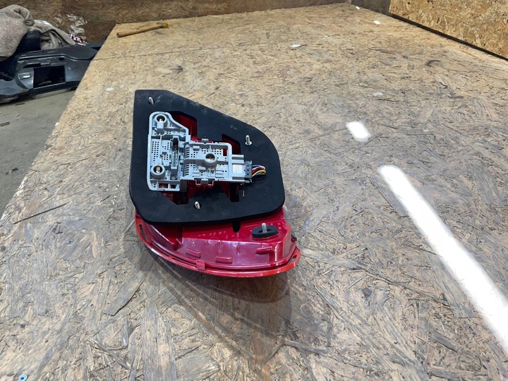 фото №9, Mercedes c клас w204 рестайлінг 11-15 sedan лампа ліва зад задня