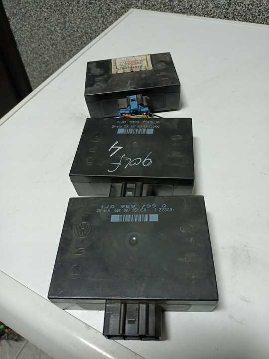 фото №1, Модуль konfortu vw golf 4 iv 1j0959799q