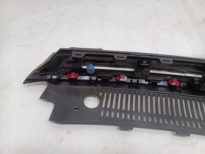 фото №9, Volkswagen golf viii gti 380 19- решітка радіатора решітка led радар 2.0tsi