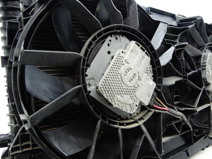 фото №11, Радиатор вентиляторы audi s8 d4 4h рестайлинг 4.0 tfsi 4h0121003m