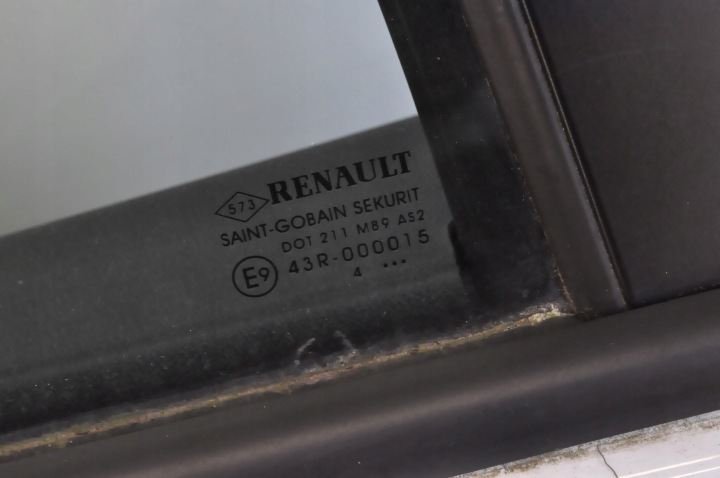 фото №9, Renault megane iii дверь правая зад задние универсал