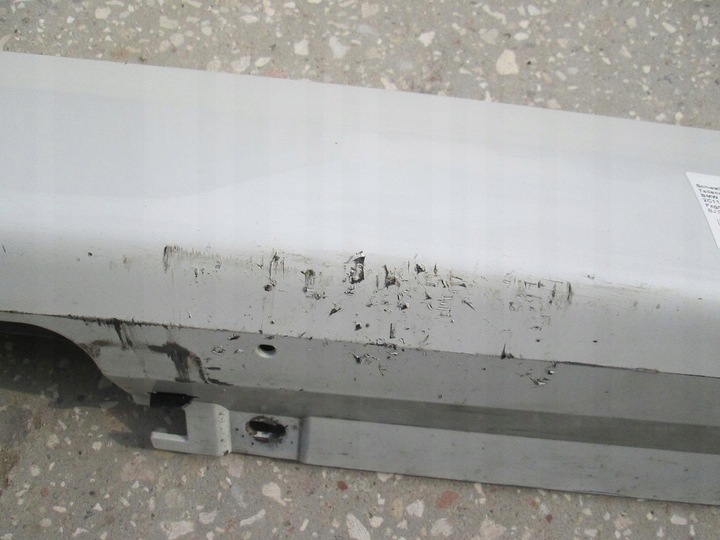 фото №3, Bmw f45 планка порогова накладка порога поріг права