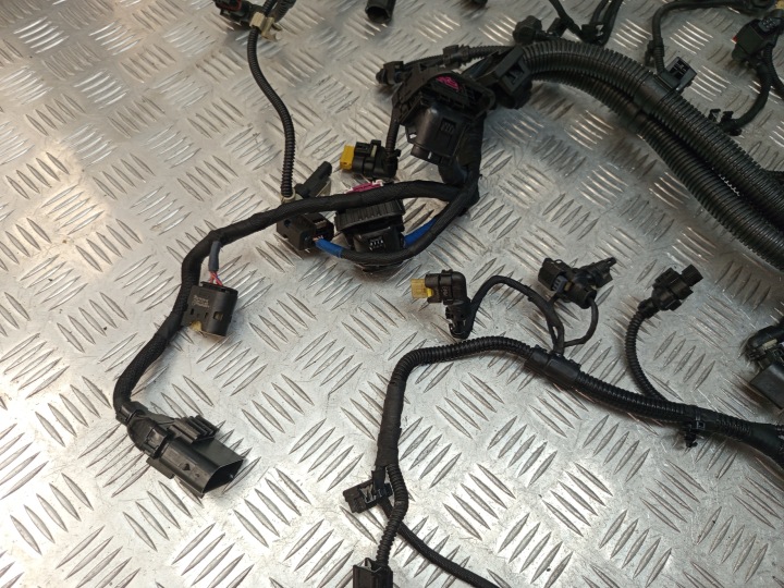 фото №7, Bmw g20 g21 трубка  джгут провід двигуна 8490463