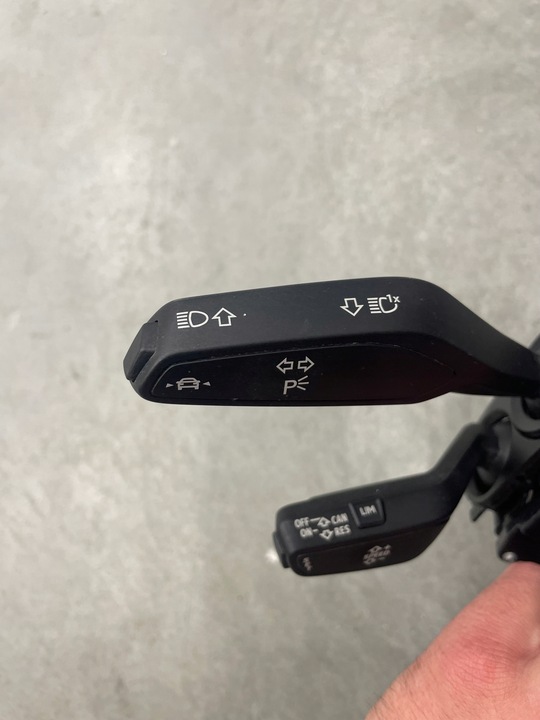 фото №7, Стрічка підкермові важелі audi tt 8s 8s0907129be оригінал