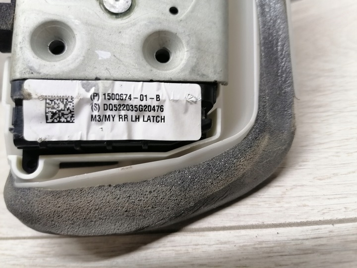 фото №5, Tesla модель 3 замок дверь левый зад - 1500674-01-b