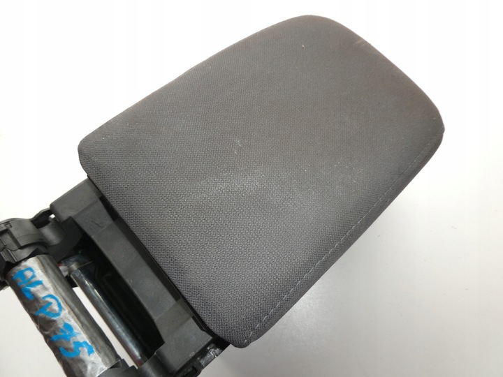 фото №6, Vw jetta v подлокотник 1k5864251b