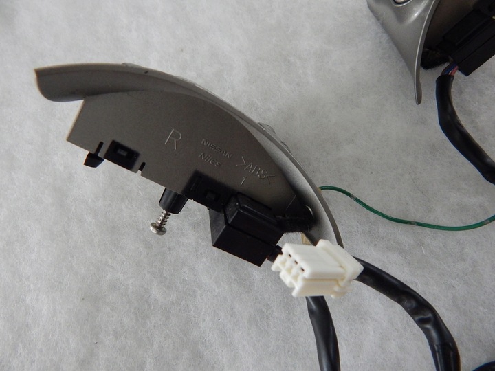 фото №7, Nissan micra k13 - круиз-контроль кнопки руль мультифункция