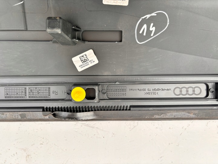 фото №10, Audi q8 планка na двері праві перед 4m8853970a