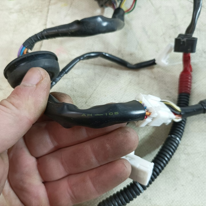 фото №8, Mazda 3 iv 19- жгут шланг поворотник usa