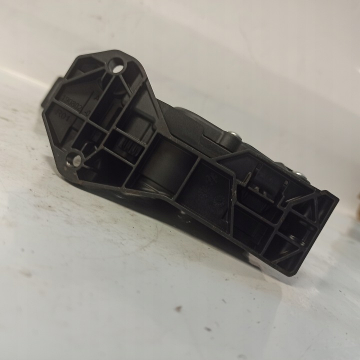 фото №13, Opel astra k v 1.2t потенціометр газу педаль 13373776