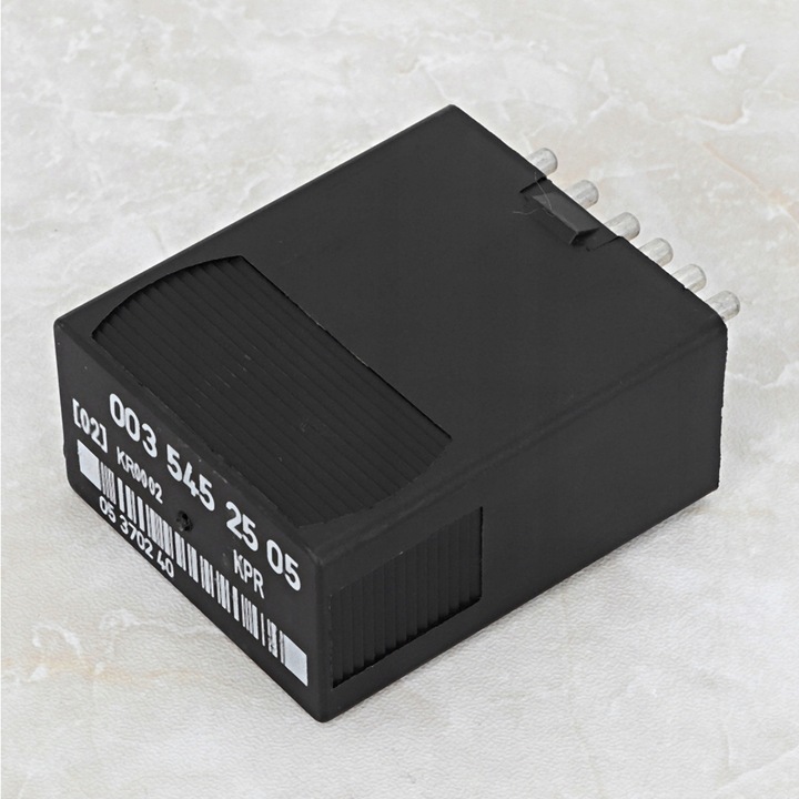 фото №11, 0035452505 замена автомобиля реле насоса