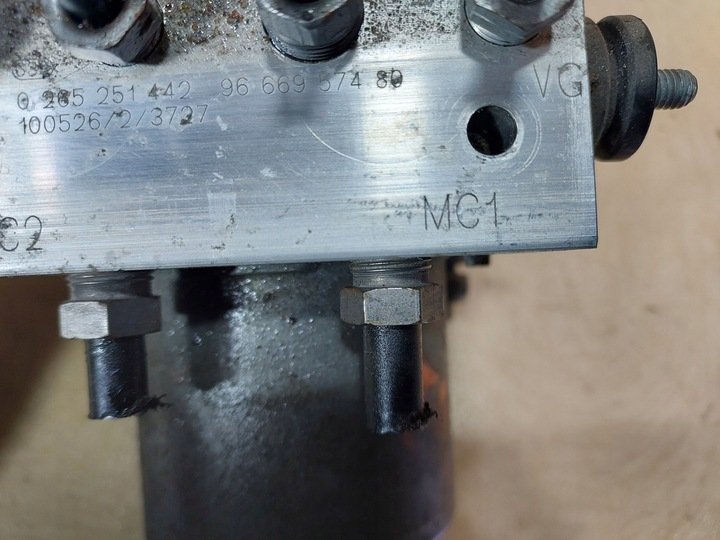 фото №7, Peugeot 308 t7 насос abs 9666957480 07-13